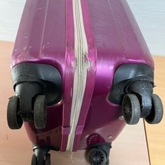 キャリーケースの画像