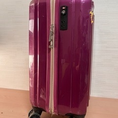 キャリーケースの画像