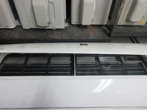 K04112　シャープ　中古エアコン　主に6畳用　冷房能力　2.2KW ／ 暖房能力　2.5KW