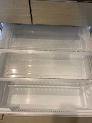 【すぐ手配します】パナソニック　大型冷蔵庫　600リットル