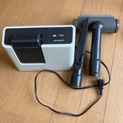 【受け渡し決定しました】SHARP 充電式スティックタイプ　サイクロンクリーナーの画像