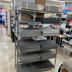 💥衝撃特価299円💥新品 タイルカーペット バラ売り カーペット...