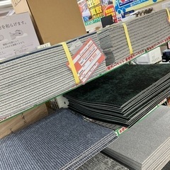 💥衝撃特価299円💥新品 タイルカーペット バラ売り カーペット マット ラグの画像