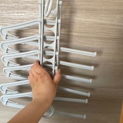 お譲り決定…ズボン用6連ハンガーの画像