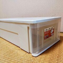 収納ケース（複数購入可）