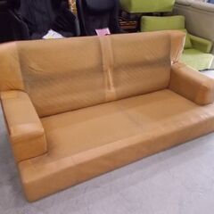 3人掛けソファ 布 幅200cm ライトオレンジ系 カンディハウス 家具 イス
