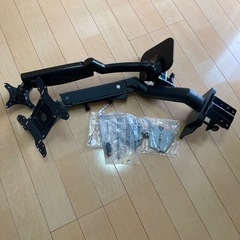 モニターアーム　2個の画像