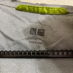 UNIQLO パーカーの画像