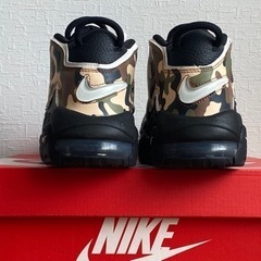 NIKE AIR MORE UPTEMPO 2の画像