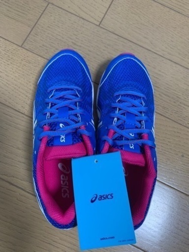 アシックス　23センチ　新品