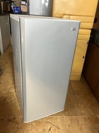 市内配送無料！ ハイアール 1ドア冷凍庫 JF-NU100E 2013年製  フリーザー