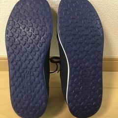 adidasスニーカー 24cm 青　美品と多少汚れ有りの2足セットの画像