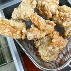 ★週2～4日、未経験OK★から揚げのテイクアウト専門店。調理販売スタッフの画像