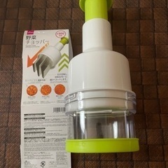 コンパクトミキサー、、ミニ扇風機、シャワーヘッド、野菜チョッパーの画像