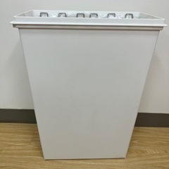 ゴミ箱　ホワイト　3/29まで出品
