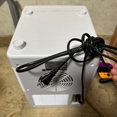 ミニ 冷温庫 (受け渡し決定しました)