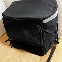 Uber eatsのバッグの画像