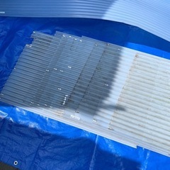 塩ビ波板　8尺1枚未使用&使用済み複数枚　トタンの画像