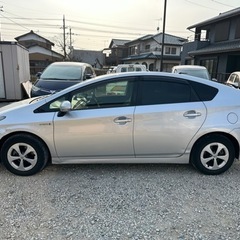 トヨタプリウス平成24年車 Gグレード　68,862KM 車検5年／8月の画像