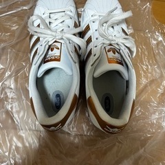 adidas スーパースター　EE7399 White×Gold 24.5cmの画像