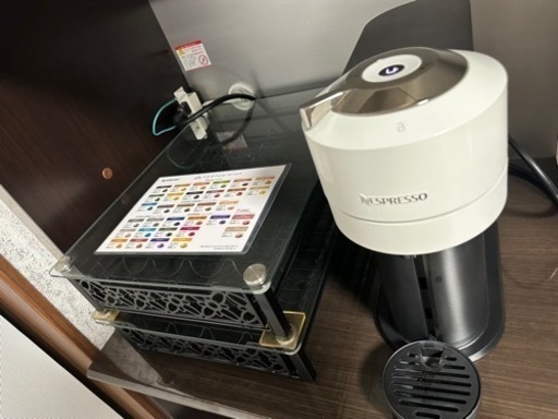 【美品】ネスプレッソ ヴァーチュオ ネクスト ホワイト D＆カプセルトレー 2セット