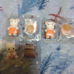 シルバニアファミリー　人形、小物セットの画像