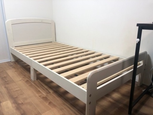 ニトリシングルベッド(予約済み)