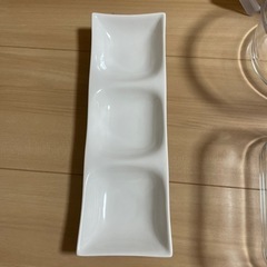 取引中　ガラス製保存容器　タッパー　食器の画像