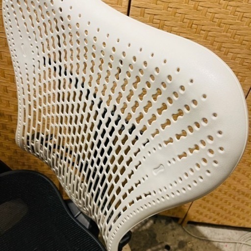 【売約済み】　ハーマンミラー　Herman Miller ミラチェア　 オフィスチェア　OAチェア　デスクチェア　デスクワーク　リモー