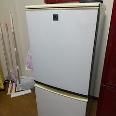 SHARP冷蔵庫1~2人用の画像