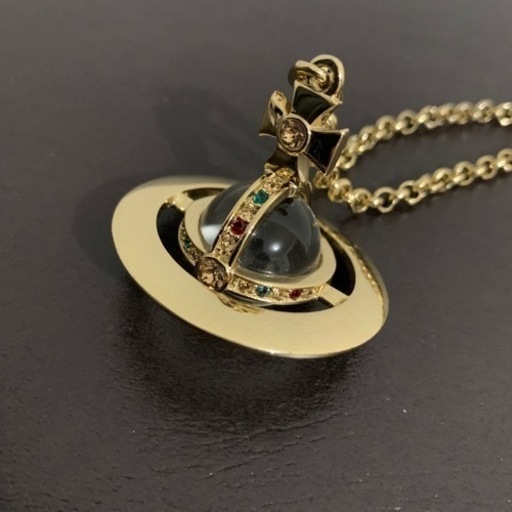 Vivienne Westwood SMALL ORB（ゴールド）