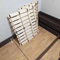 セミシングルベッドフレーム（コンセント付き）