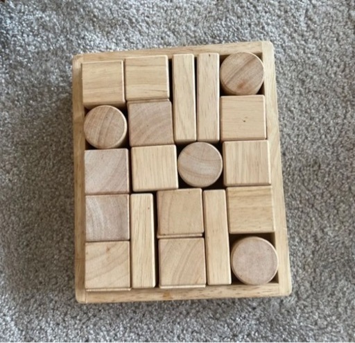 無印良品　　無塗装積み木