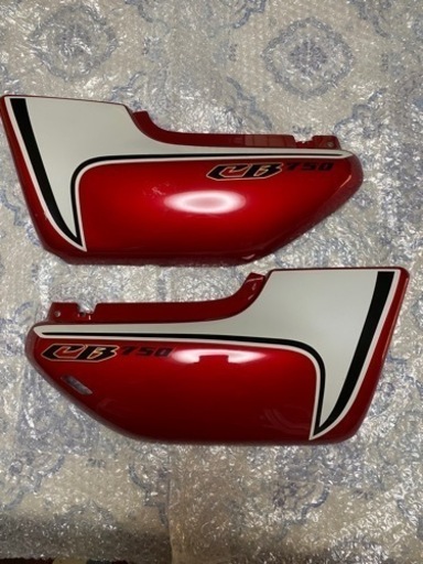 CB750 RC42  サイドカバー