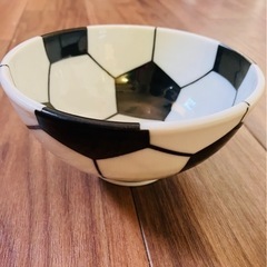 【受け渡し決定】美品！ニトリ購入サッカーボールのお茶碗