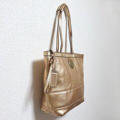 正規品　COACH コーチ　シグネチャー　ストライプ ステッチメタリックトートバッグ　ハンドバッグ　ゴールド F18877の画像