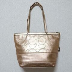 正規品　COACH コーチ　シグネチャー　ストライプ ステッチメタリックトートバッグ　ハンドバッグ　ゴールド F18877の画像