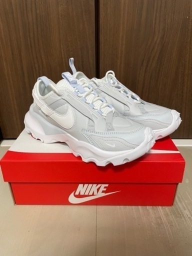 NIKE TC7900プレミアム2