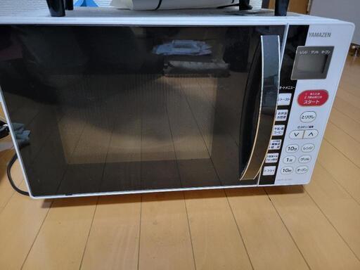 YAMAZENのオーブンレンジ 皿付き