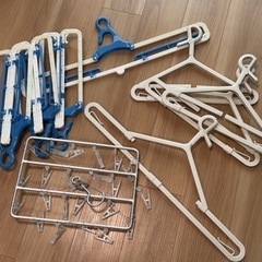 洗濯用ロングハンガー8本、洗濯バサミ付きハンガー