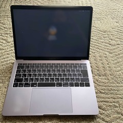 MacBook Pro 13インチ（2016、MLL42J/A、スペースグレイ）の画像