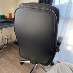 事務用椅子の画像