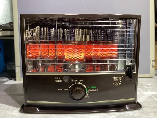 美品 使用回数2回✌️ トヨトミ 石油ストーブ電源不要 ポータブルストーブ 5000円2013年製42災害用に AS-D29D