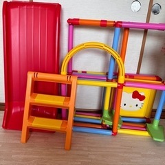 ジャングルジム キティちゃんの画像