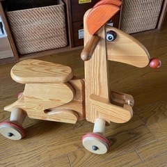 足けり 乗用玩具