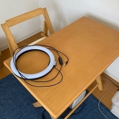 折りたたみ式の机&椅子　サークルライト付き！