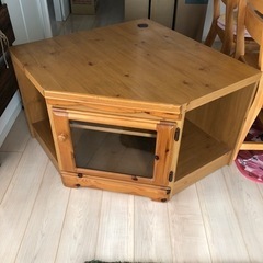 テレビ台