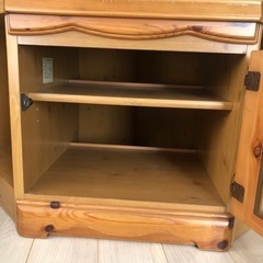 テレビ台の画像