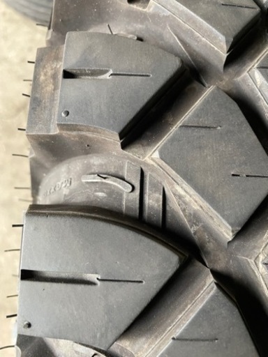 ジムニー　マキシス　MAXXIS 7.00-16 6P バリ山
