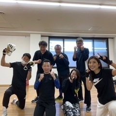 刈谷市　ミット打ちボクシングトレーニングの画像